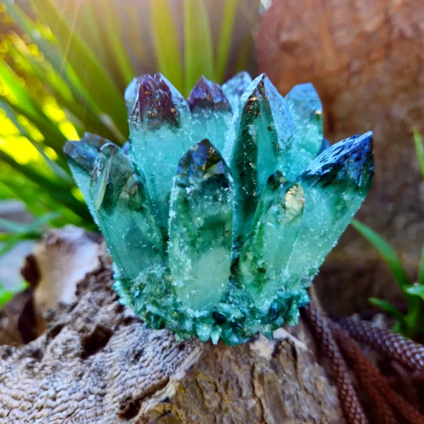 Quartzo Fantasma Verde Drusa