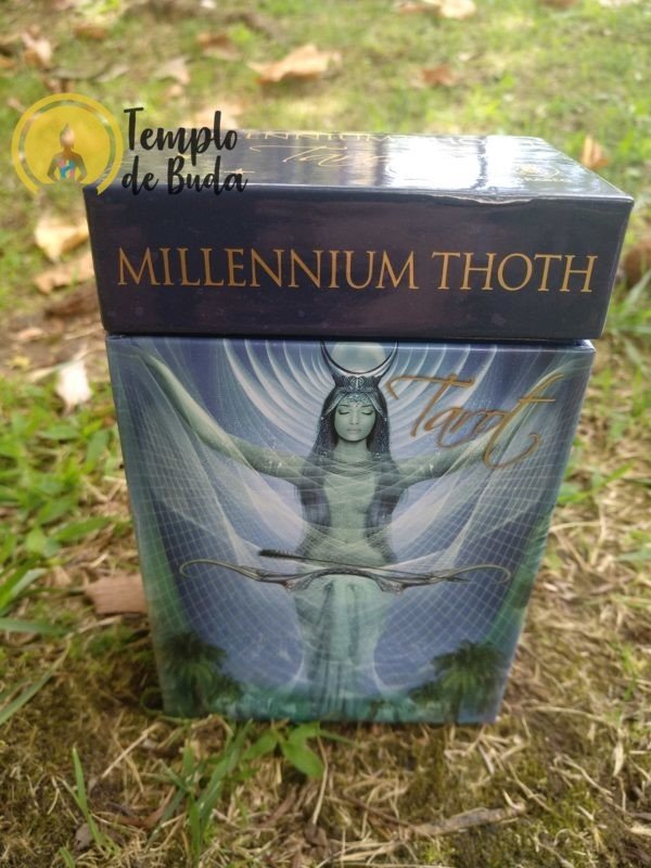 Tarot Millennium Thoth de Renata Lechner en inglés