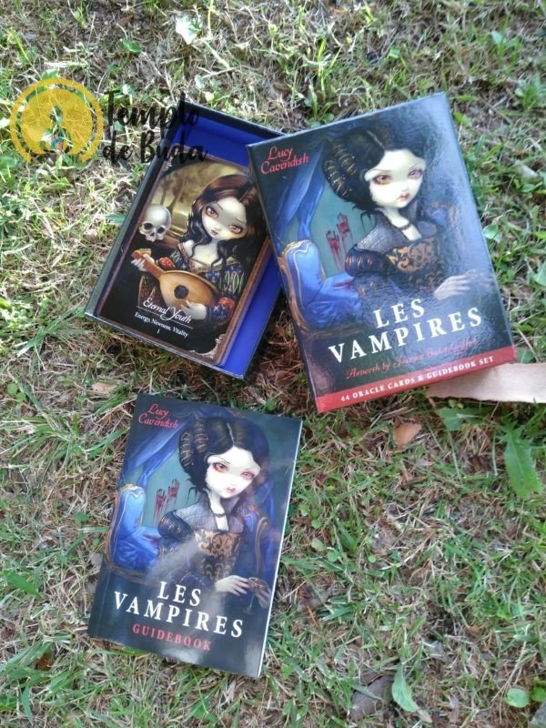 Óraculo Os Vampiros de Lucy Cavendish em Inglês