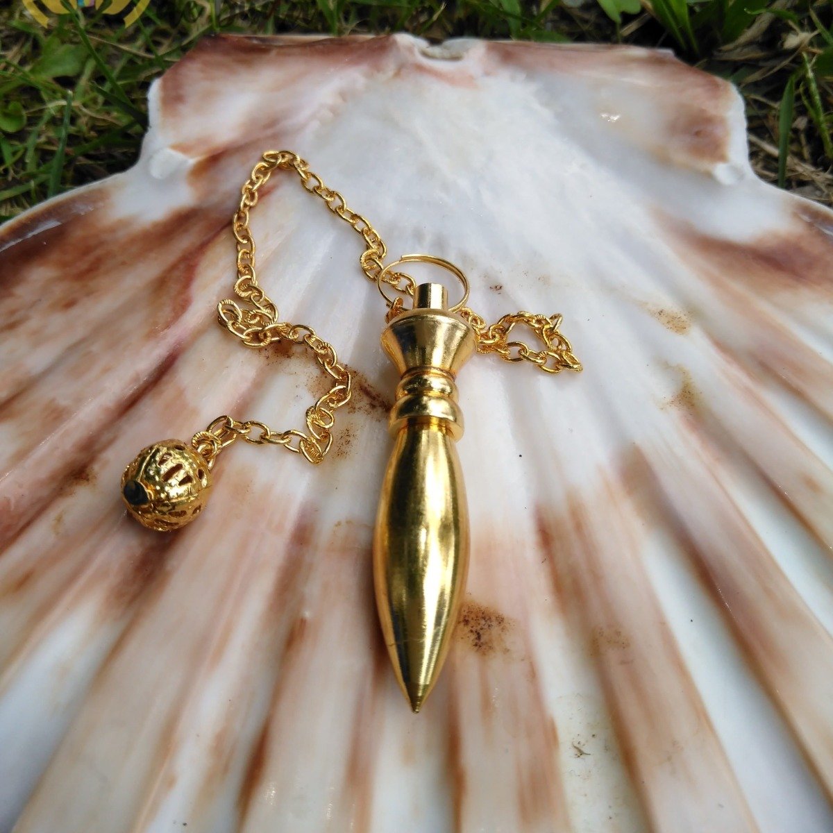 Pendulo Karnak Metal Dourado