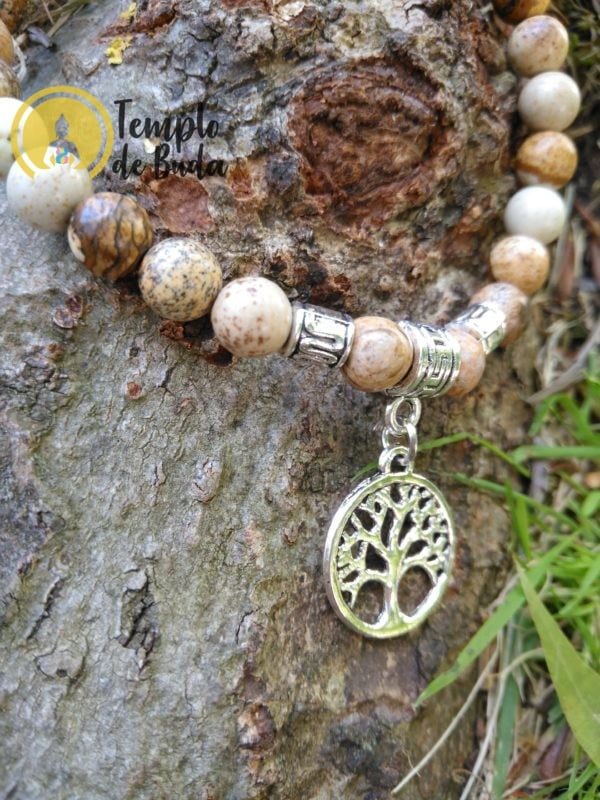 Pulsera o imagen de jaspe de madera con el árbol de la vida