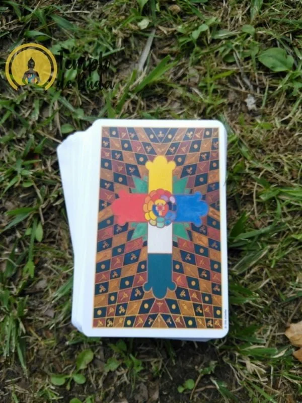 Tarot de Thoth de Aleister Crowley em Inglês