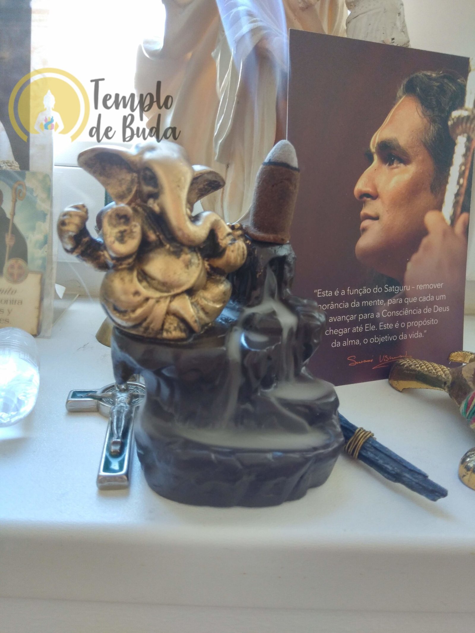 Cones Incenso Cascata Goloka Sangue de Dragão