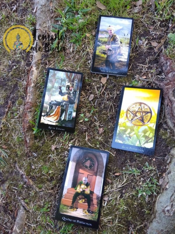 Tarot das Bruxas de Ellen Dugan em Português