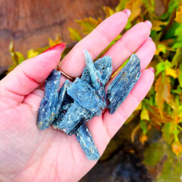 Cianite Verde Bruto