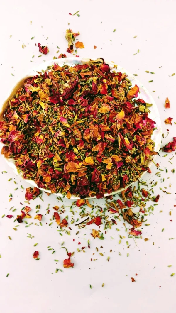 Feuilles de rose et de lavande