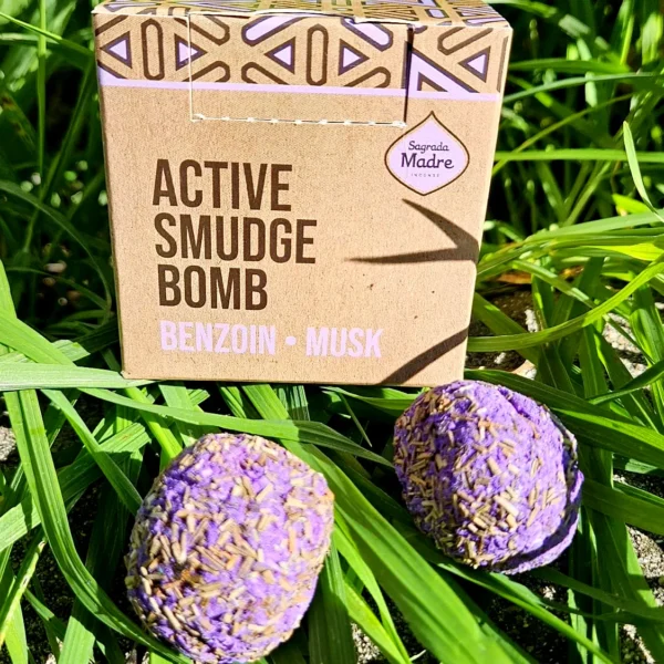Bombita Defumação - Ativada Sagrada Madre Benjoim e Musk