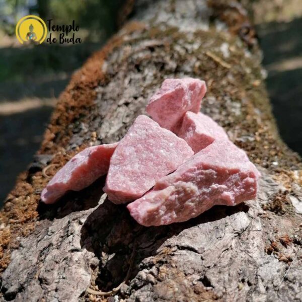 Thulite (Zoisite Rosa) em Bruto
