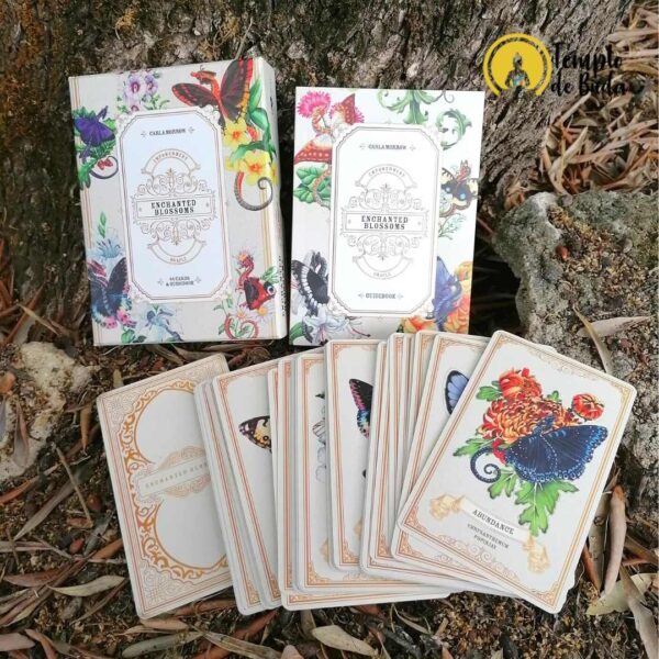 Oráculo Enchanted Blossoms Empowerment de Carla Morrow em Inglês