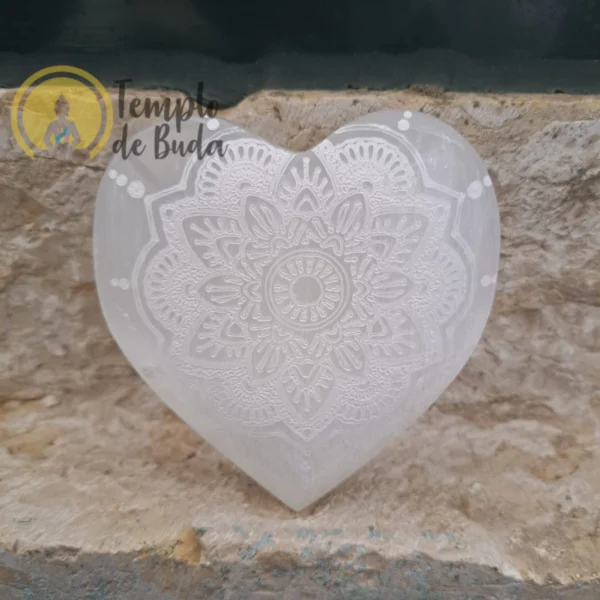 Selenita corazón con Mandala 10 cm - Imagen 3