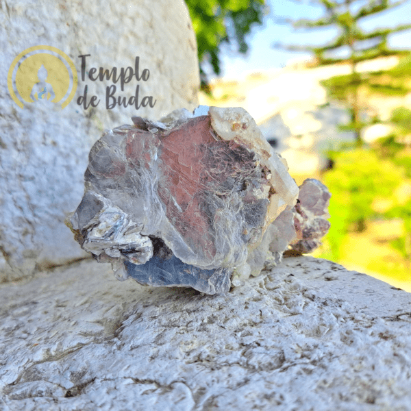 Raw Lilac Lepidolite with White Quartz 328 gr - Image 4